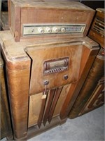 2 Pc Vintage Wards Airline wood cabinet &
