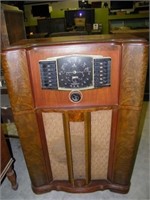 Vintage Zenith shortwave radio very nice wood