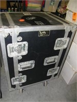 LM Engineering tour grade rolling equipment case