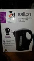 Salton cordless electric kettle. 1qt.