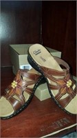 Ladies Clark's sandals. Size 7.5. Reg $130