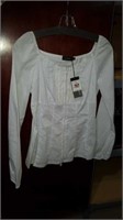 Ladies white front zip blouse by Lilibleu. Size