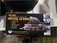 Pro Series professional 40 channel CB radio