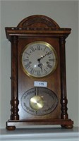 Décor Mantle Clock