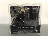 New Sonia Kashuk 4Pc brush&sponge set