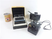 2 appareils photo: Polaroid Sonar, Kodak EK6