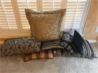 Throw Pillow Collection - Decorator Lot
