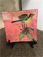 Williamsburg Garden Story Collection Plate & Stand
