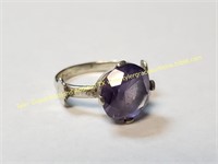 STERLING SILVER RING W LARGE PURPLE STONE