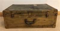 VINTAGE STORAGE TRUNK