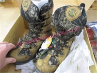 new men's "muck longspur boots" sz 7W ($190 new)
