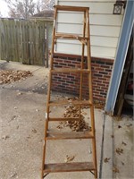 6 foot wood folding ladder