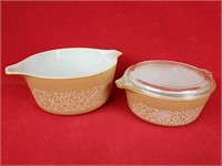 Two Vintage Pyrex Dishes