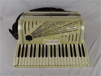 Vintage Artisan Royale Accordion W/ Case