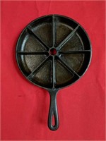 Cast Iron Cornbread Pan