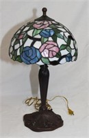 BRONZED NOUVEAU STYLE LAMP W/ LEADED ROSES