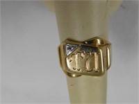 10K y.g. monogrammed ring w/diamond, size 7.75,