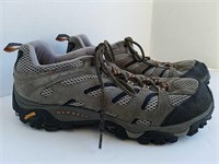 Men's Merrell Moab Hiking Shoe
 Size 12