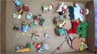 Miscellaneous lot of ornaments