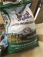 28lb lamb and brown rice formula animal protein