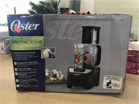 New Oster 10 cup food processor