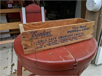Vintage RARE BORDEN'S Cheese Box