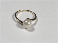 10 K Cultured Pearl Ring