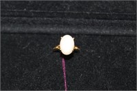 14kt gold Ladies Coral Ring, 3 ct prong set Coral
