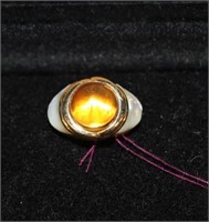 14kt yellow gold Modern style Ring w/ center