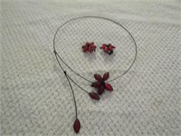 Necklace with Red Stones and Clasp Earrings Set