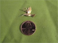 10K Hummingbird Pendant