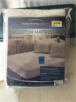 Twin size mattress pad