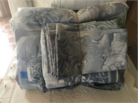 Full Comforter, Bed skirt 2 Shams flat sheet 2