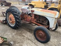 Ford 8 N, Comes with Implement, NON RUNNING
