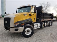 2014 CAT 6 Axle Dump Truck