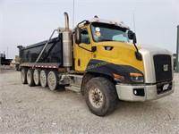 2013 CAT 6 Axle Dump Truck