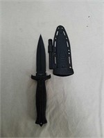 New stainless steel dagger with hard plastic