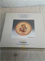 Collectible Hummel 1986 Goebel plate