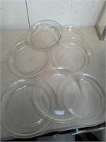Group of Pyrex, glass bank and other glass pie