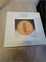 Collectible Hummel 1990 Goebel plate