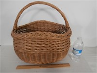 NICE STICK WEAVE BASKET WITH HANDLE