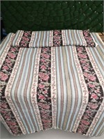 QUILTED BEDSPREAD AND SHAM - TWIN