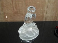 Clear Crystal Owl 5 1/2"Tall Has chip on base