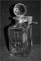 ANGLO-IRISH DECANTER WITH SILVER LOCK