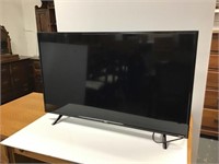 43" TCL Roku TV: Model 43S303 with HDMI