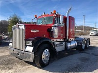 1983 KENWORTH W900 T/A ROAD TRACTOR, 1XKWD29X0DS31