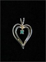 10kt yellow gold genuine emerald heart pendant