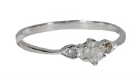 10K White gold round brilliant cut diamond