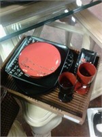 Red and black Oriental dish set
