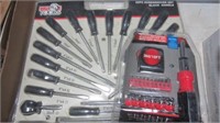 SCREWDRIVER AND WRATCHET SETS